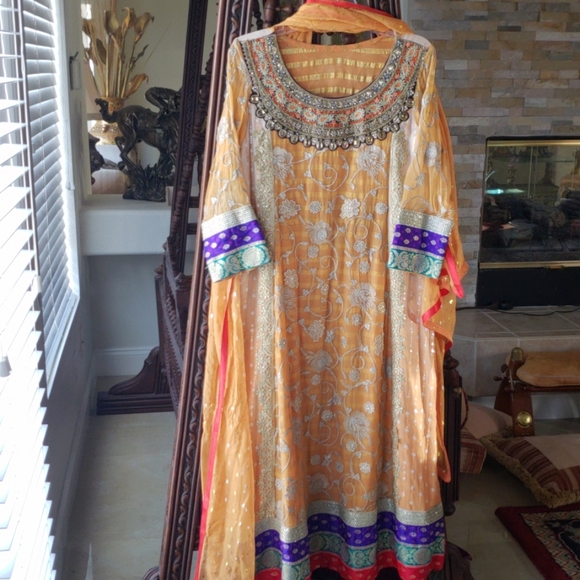 Salwar Kameez Other - Gorgeous 3 piece Pakistani/indian Formal wear